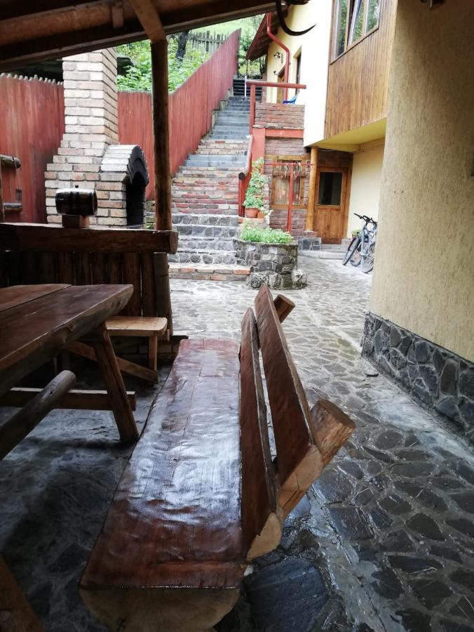 La Gabi Azuga Exterior foto